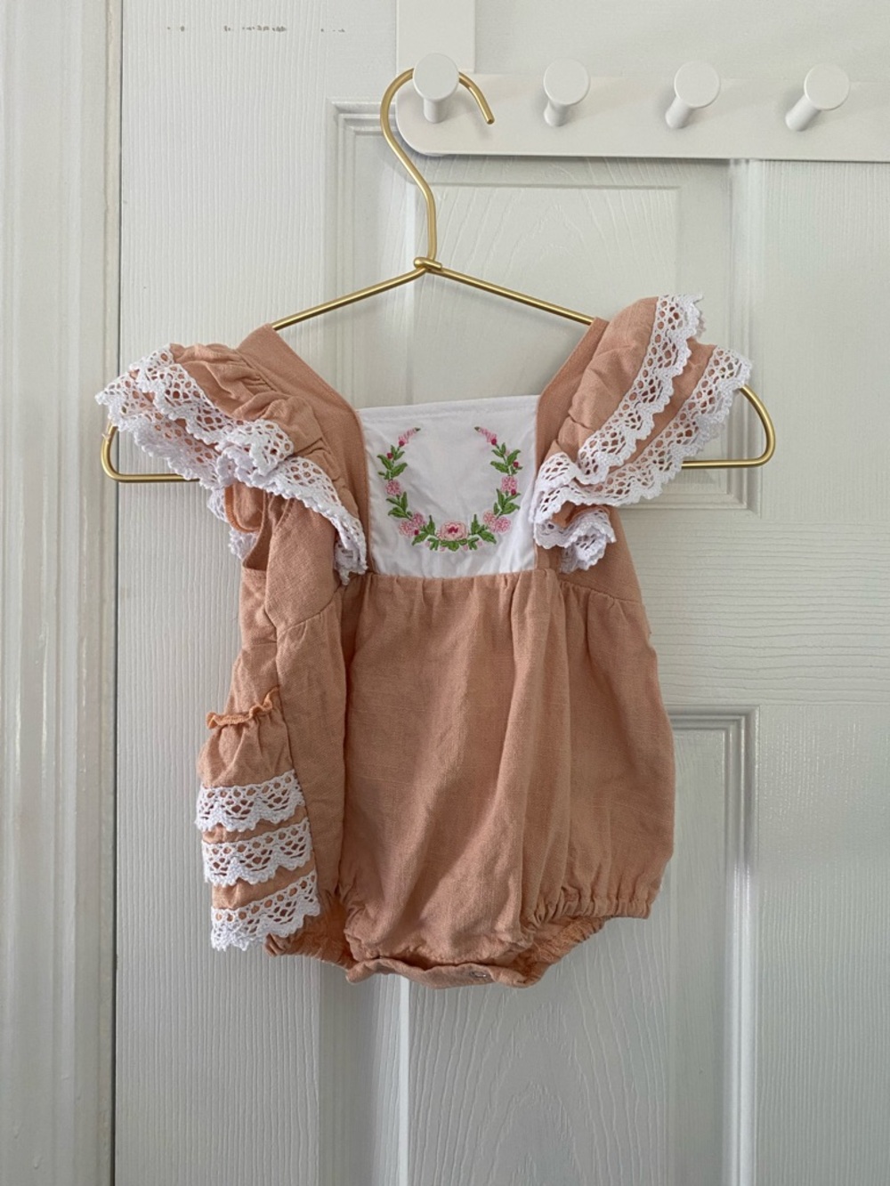 Embroidered Ruffle Bum Cotton Bubble